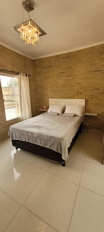 Sobrado 2 Amplo E Confortavel Em Condominio Corumbá Zimmer foto